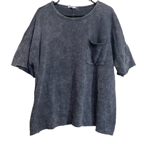 Fantastic Fawn Tops - Fantastic Fawn Women's Short Sleeve Top Medium